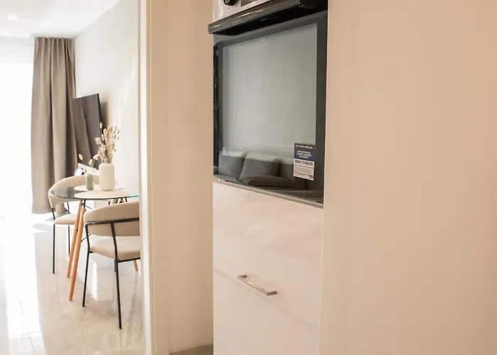 Stylisches Apartment, Naehe Mb Werk, Ausstattung, Zentral Und Sonnig * Sindelfingen